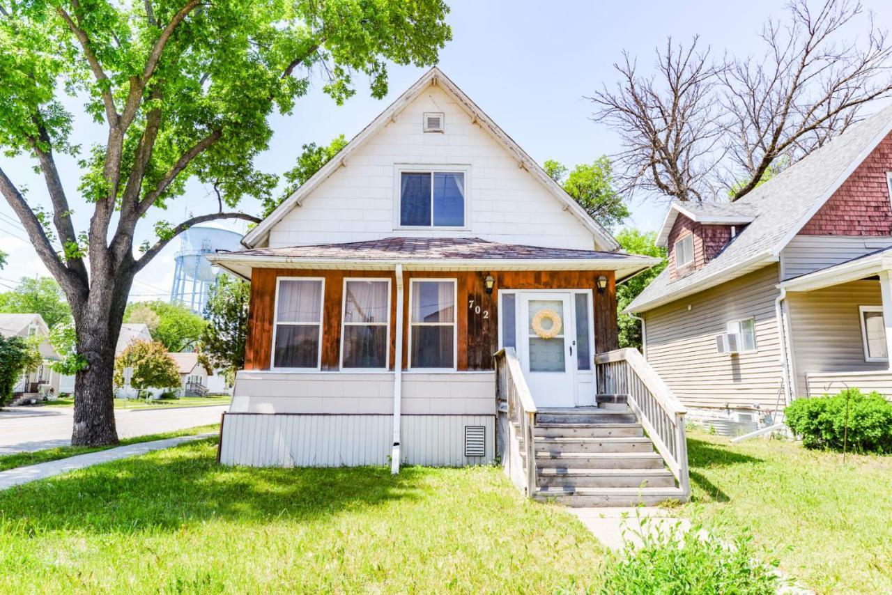 Unique Two Story With A Vintage Flare Holiday home Fargo
